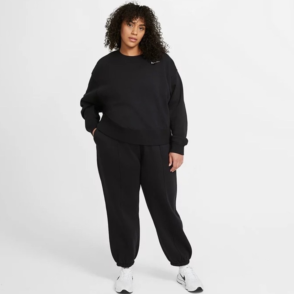 Nike- Oversized sweatsuit (SET)